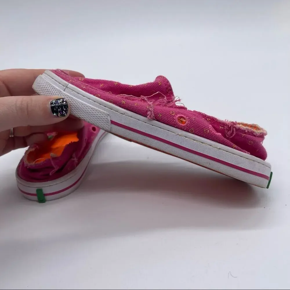 Sanuk SlipOn Shoes, Girls size 10. In excellent used condition!